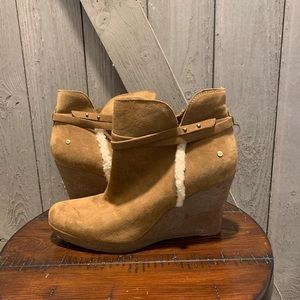 UGG wedge booties .. leather fur lined 8.5